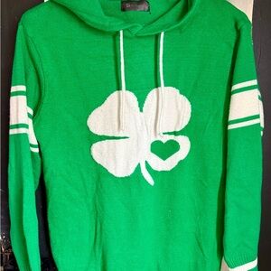 ST. PATRICKS DAY IRISH Lucky Charm Green Women's HOODIE Sweater SMALL
